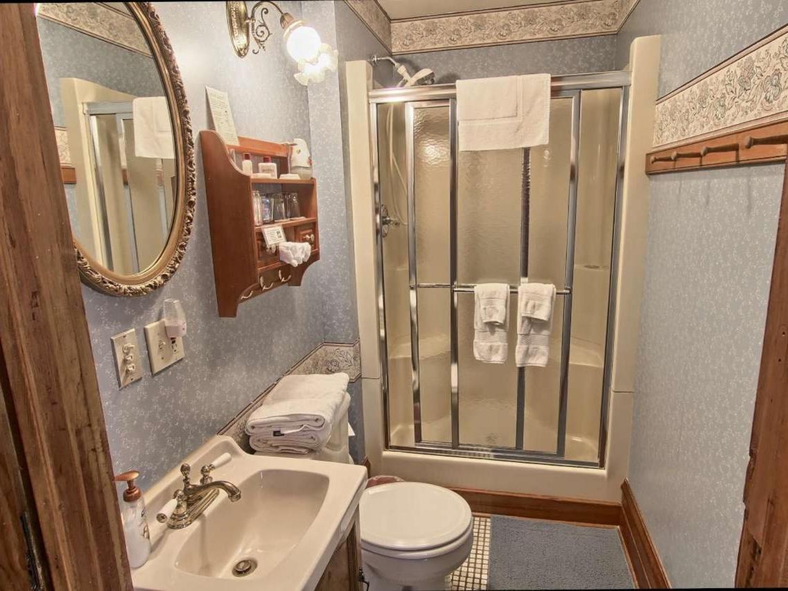 Grand Victorian B&B Inn Bellaire Pokoj fotografie